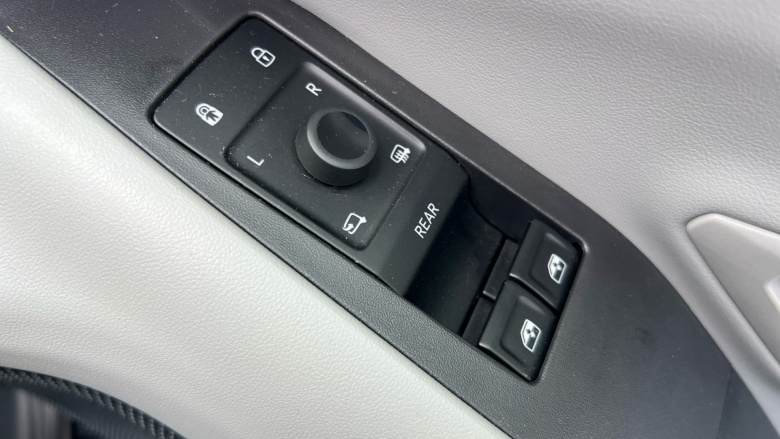 Ford Capri 210kW Premium 77kWh 5dr Auto Electric Estate